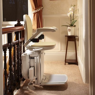 Brooks 180 curved stairlift